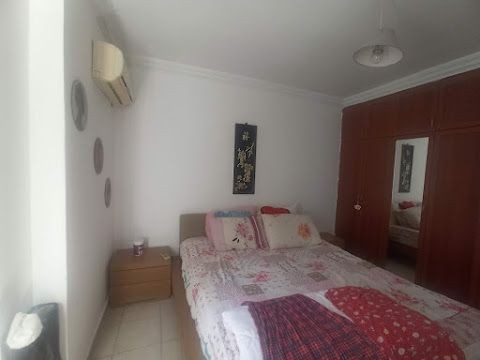 Girne merkezde satılık 1+1 daire