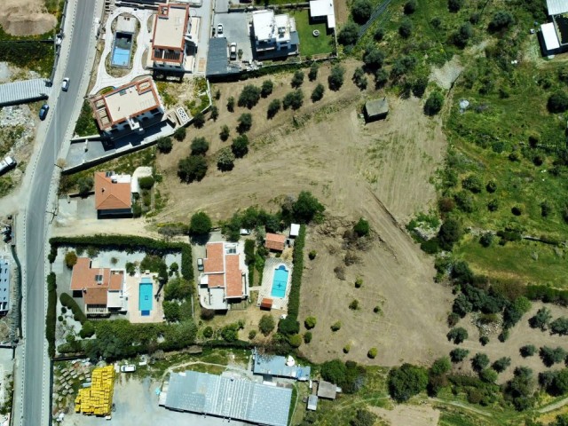 Necat British e is only 500 mt. 3 Houses for Sale on 5 Decares of Land at a Distance ** 