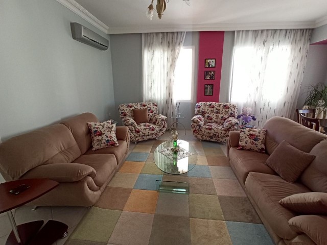 Penthouse Kaufen in Girne Merkez, Kyrenia