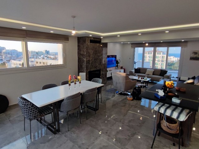 Girne Merkezde Muhteşem Penthouse