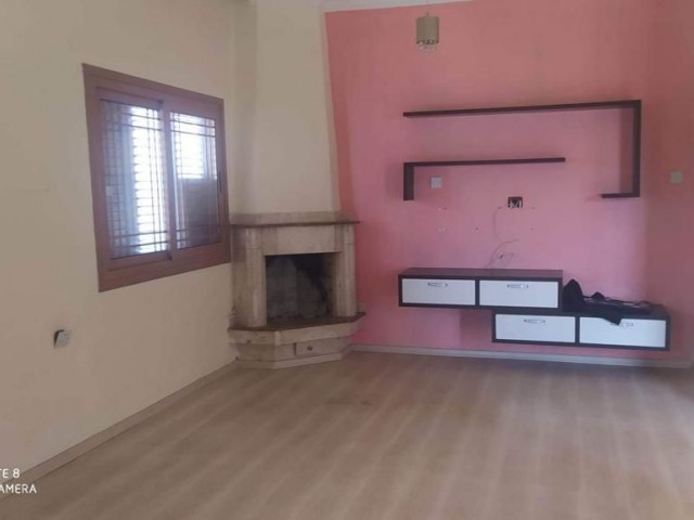 Güzelyurt Aşağı Bostancı'da 4+1  Satılık Villa