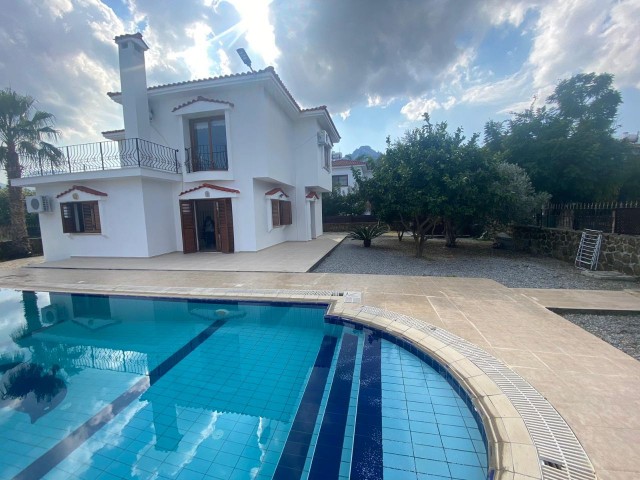 Zeytinlik´te 3+1 Villa