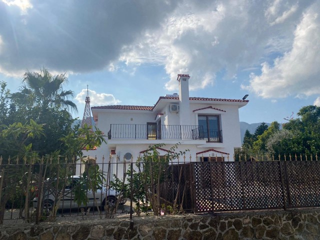 Zeytinlik´te 3+1 Villa