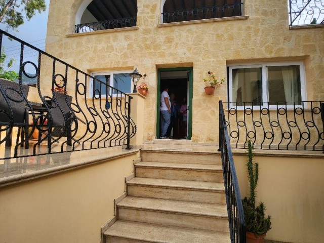 Satılık İkiz Villa-Bellapais, Girne