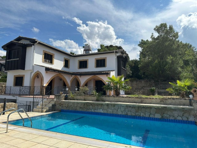 4 bedroom Villa For Rent