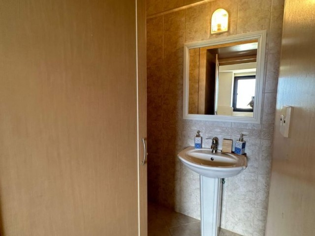 Çatalköy'de 4 yatak odalı 5 banyolu kiralık Villa