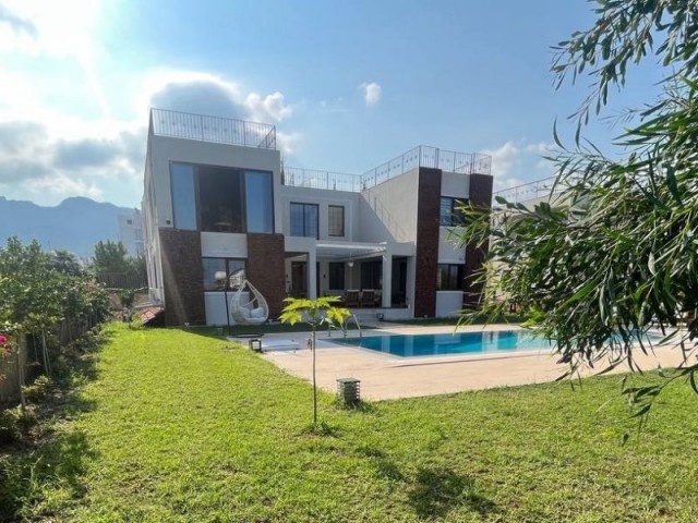 Villa for Rent in Kyrenia Çatalköy Region