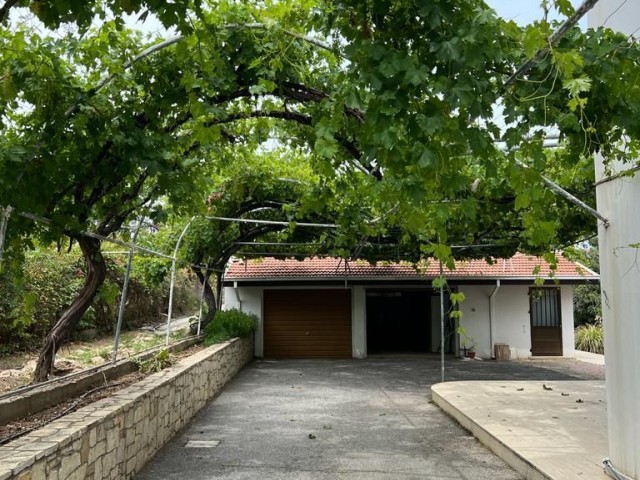 Villa zu vermieten mit herrlichem Meerblick in Ober-Kyrenia