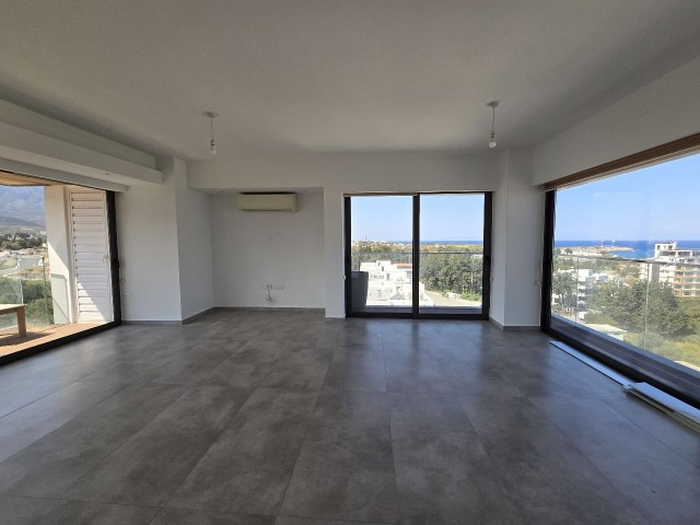 3+1 for rent in Kyrenia Center