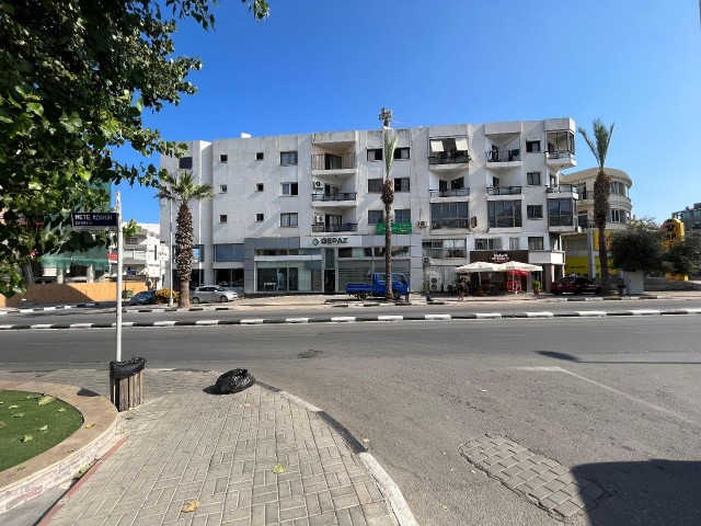 3+1 Wohnung zum Verkauf im Kyrenia Center