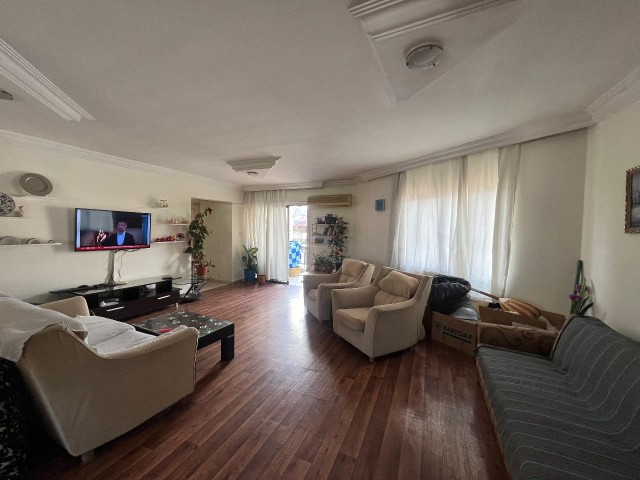 3+1 Flat for Sale in Kyrenia Center