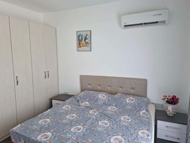 آپارتمان 2+1 برای فروش با باغ و استخر در منطقه Karaoğlanoğlu