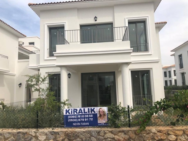 KIBRIS GİRNE ALSANCAK KIBRIS TOWN HOUSES DA 4KİRALIK 2+1  BAHÇE KATI