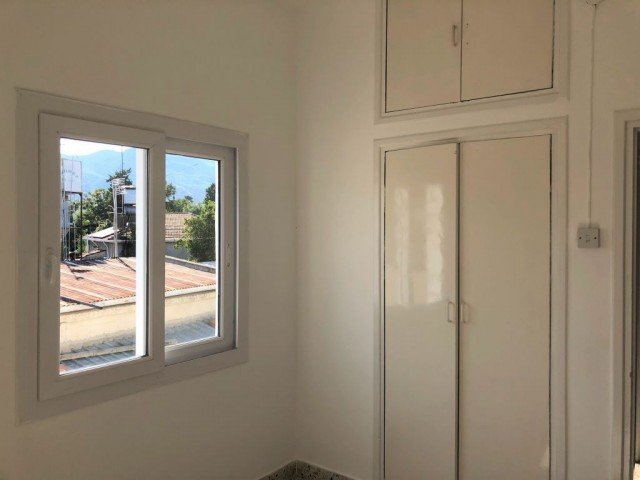 Villa To Rent in Aşağı Girne, Kyrenia