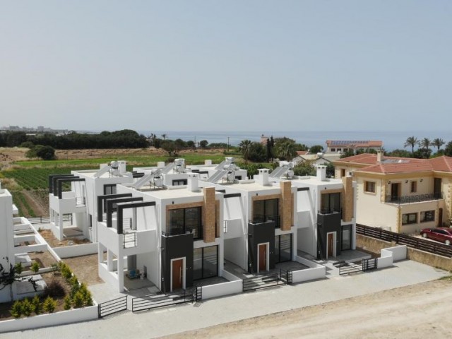 Duplex Villas for Sale in Kyrenia Ozankoy within Walking Distance of the Beach ** 