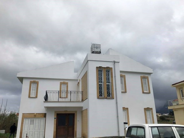 Villa To Rent in Lapta, Kyrenia