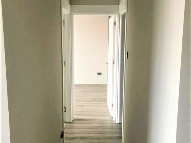 KIBRIS GİRNE MERKEZ DE 2+1 EŞYALI 3200 TL  RESIDENCE DAİRE