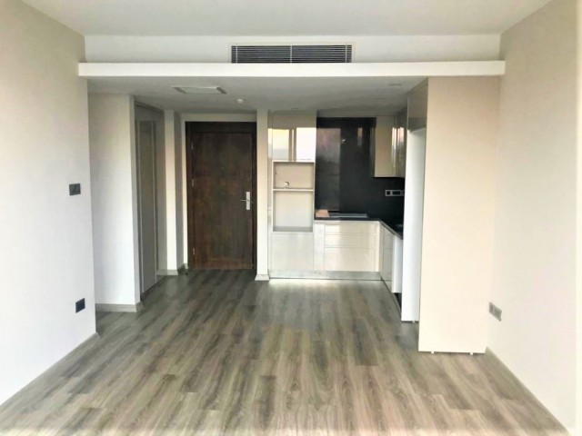 KIBRIS GİRNE MERKEZ DE 2+1 EŞYALI 3200 TL  RESIDENCE DAİRE