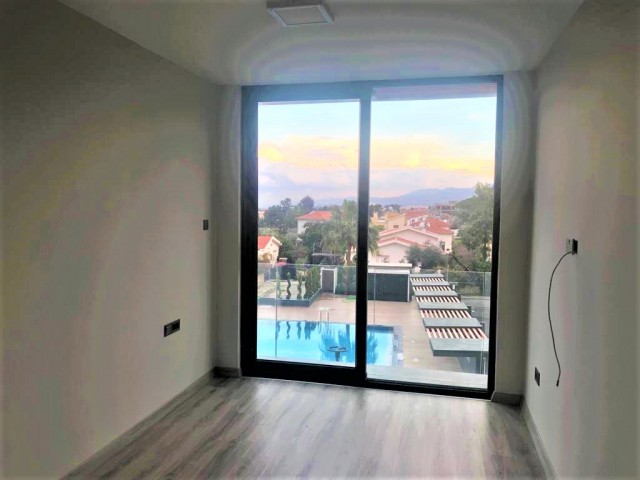 KIBRIS GİRNE MERKEZ DE 2+1 EŞYALI 3200 TL  RESIDENCE DAİRE