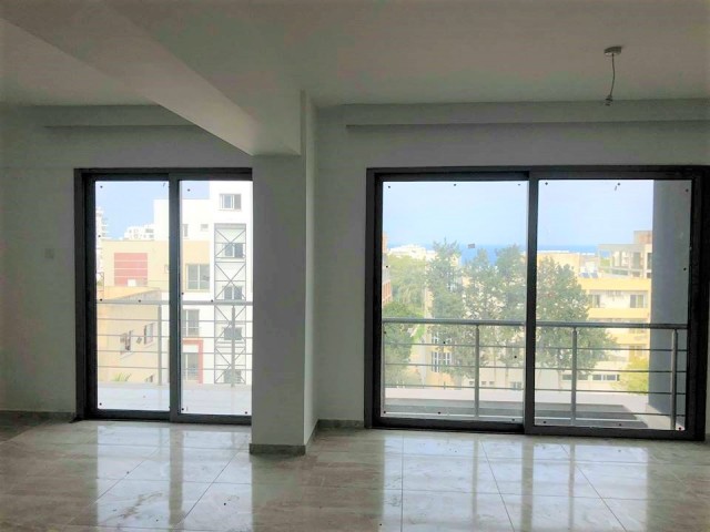 GİRNE MERKEZDE KİRALIK 20 DAİRELİ KOMPLE APARTMAN