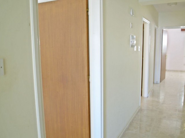 Flat For Sale in Köşklüçiftlik, Nicosia