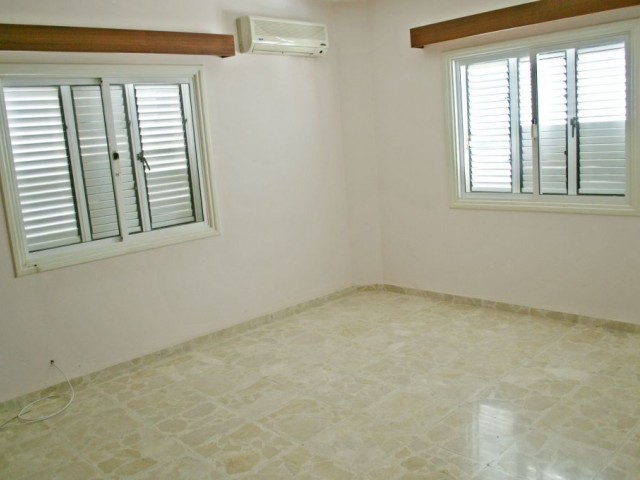 Flat For Sale in Köşklüçiftlik, Nicosia