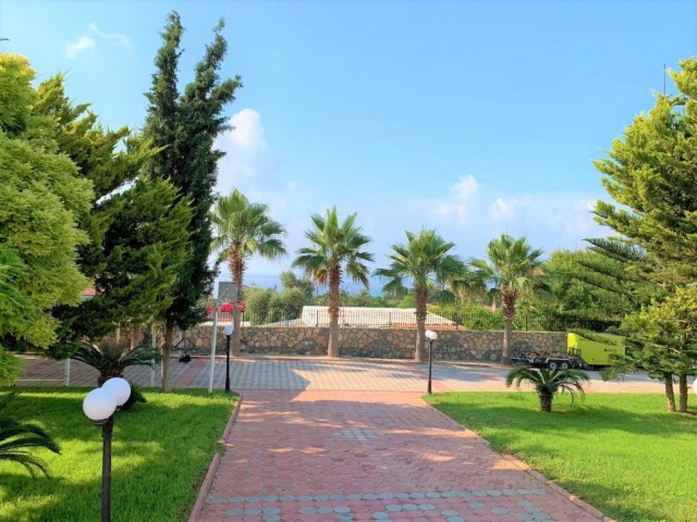 TRNC Kyrenia Karsiyaka eine Luxusvilla zum Verkauf mit Berg-und Meerblick ** 