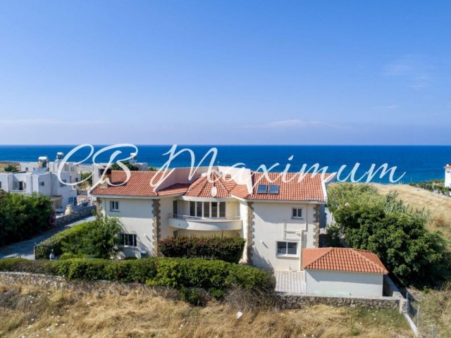 Kıbrıs Girne de Satılık Villa