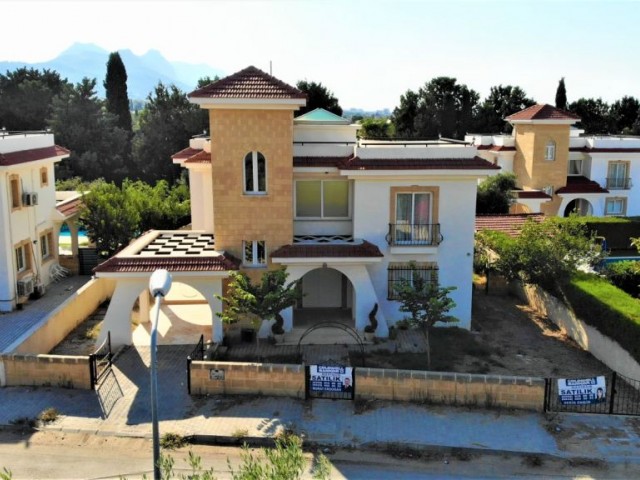 3 bedroom villa with pool for sale in kyrenia