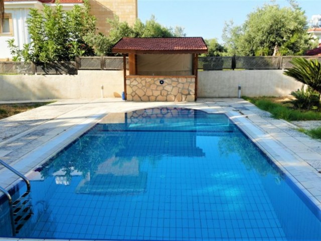 3 bedroom villa with pool for sale in kyrenia