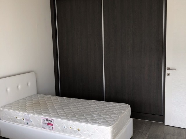 Girne’de yeni bir yatırım fırsatı: hazır kiracılı Satılık blok apartman