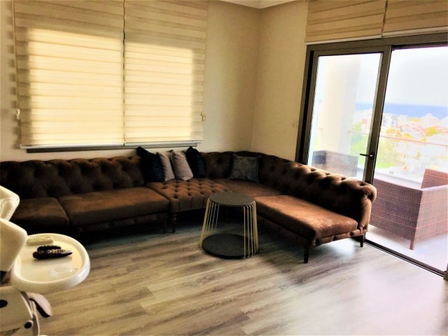 Girne merkezde satılık 3+1 Penthouse