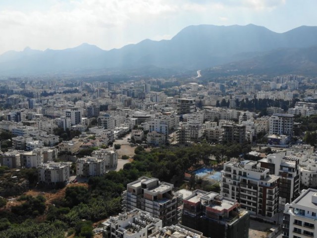 تخت برای فروش in Aşağı Girne, گیرنه