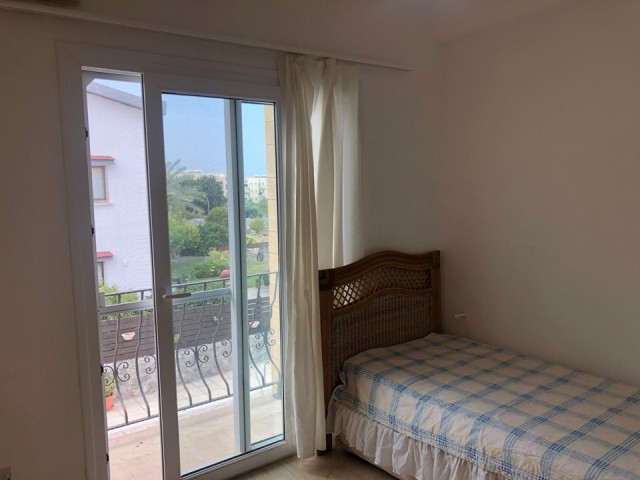 ALSANCAK TA HAVUZLU 3+1 EŞYALI VİLLA 600 STG