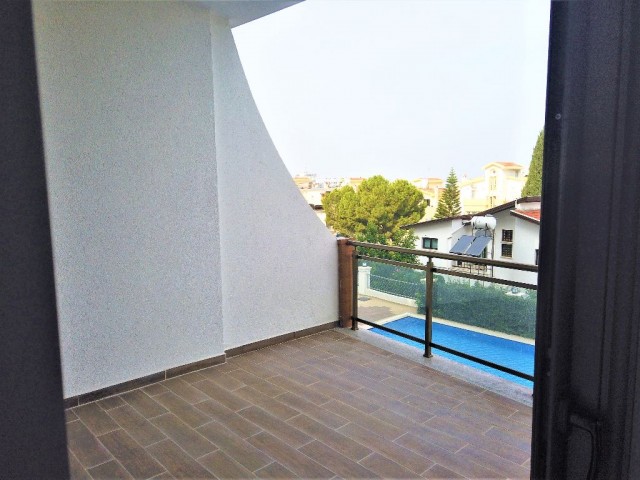 Flat To Rent in Girne Merkez, Kyrenia