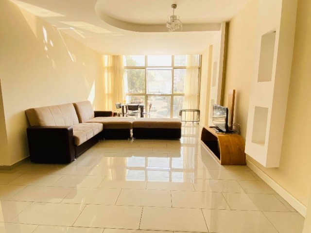 Flat To Rent in Aşağı Girne, Kyrenia