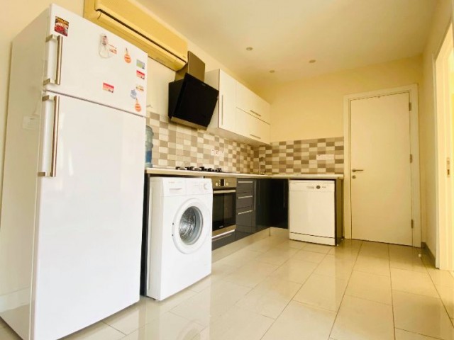 Flat To Rent in Aşağı Girne, Kyrenia