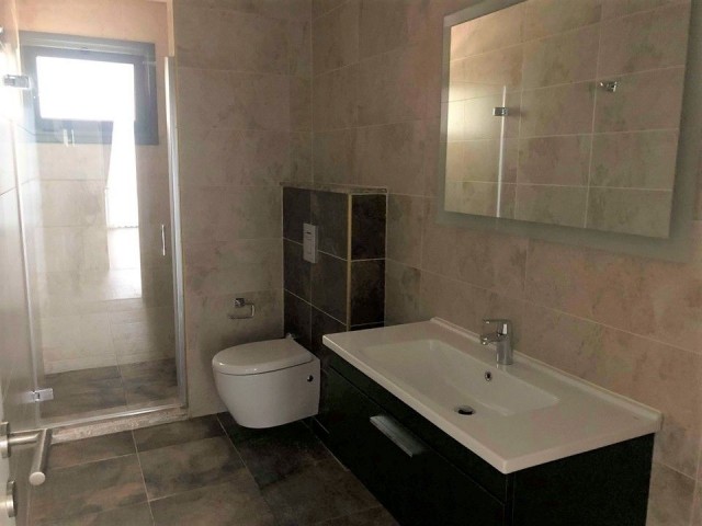 Flat For Sale in Aşağı Girne, Kyrenia