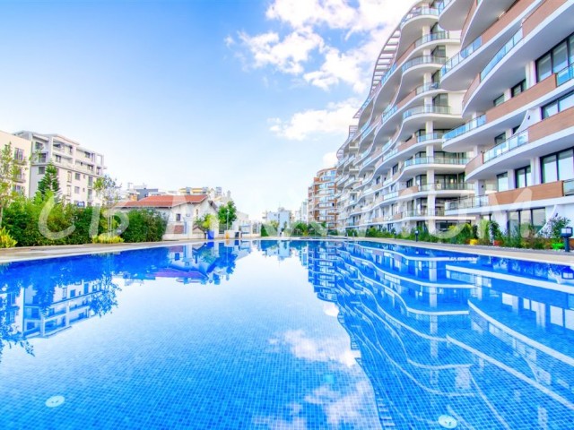 3+1 Residence Wohnung zum Verkauf mit Blick auf das Meer und die Berge im Zentrum von Kyrenia ** 