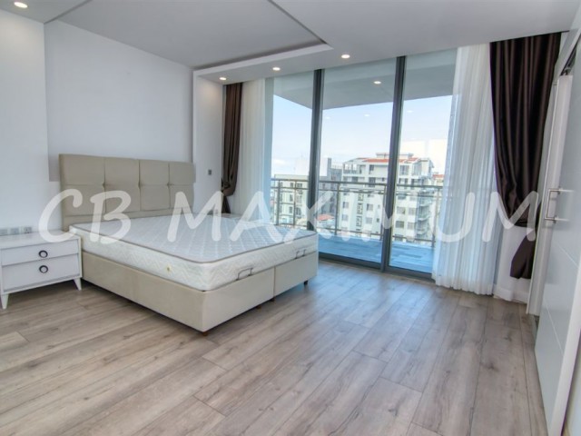 3+1 Residence Wohnung zum Verkauf mit Blick auf das Meer und die Berge im Zentrum von Kyrenia ** 