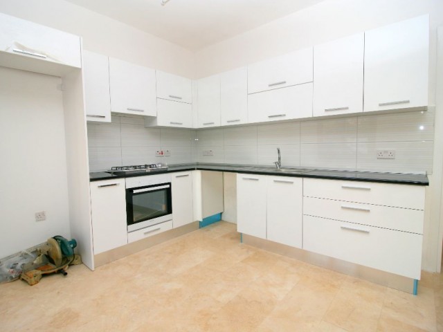 Flat To Rent in Türk Mahallesi, Kyrenia