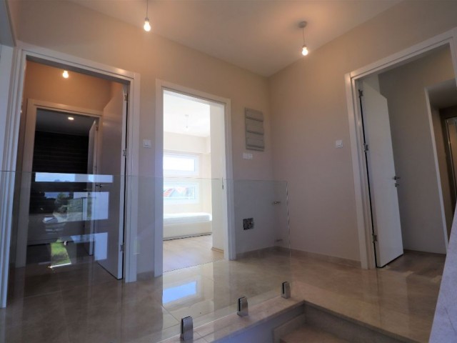 4 Bedroom Modern Smart   Villas For Sale İn North Cyprus Kyrenia 