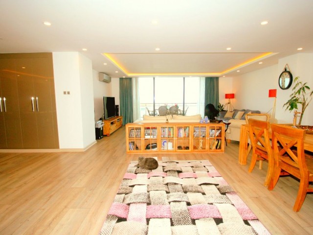 Flat For Sale in Girne Merkez, Kyrenia