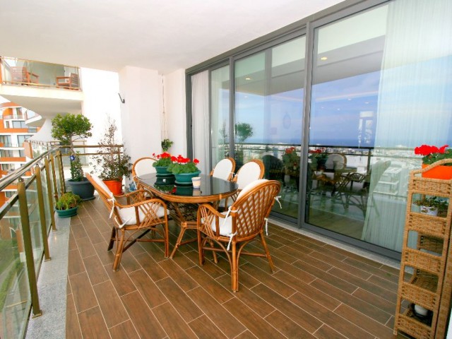 Flat For Sale in Girne Merkez, Kyrenia