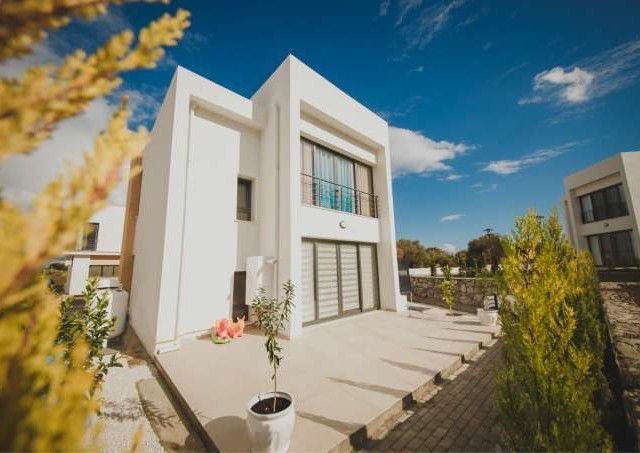 Two Bedrooms Detached Villa With a Communal Pool 