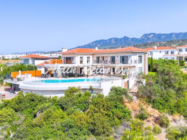 7-Zimmer-villa am Meer zu verkaufen in Kyrenia, TRNC ** 