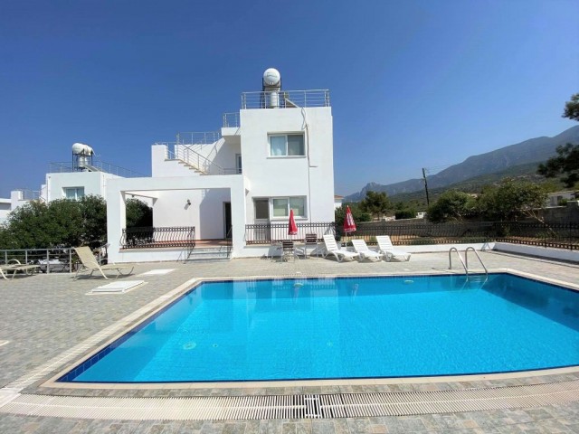 Villa To Rent in Girne Merkez, Kyrenia