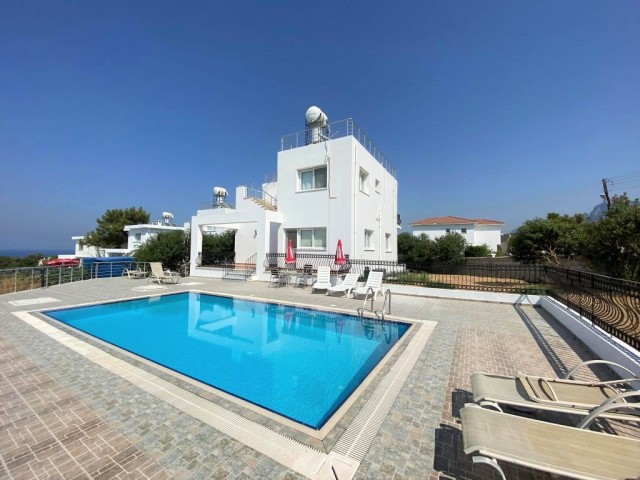 Villa To Rent in Girne Merkez, Kyrenia