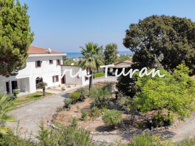 Villa For Sale in Çatalköy, Kyrenia