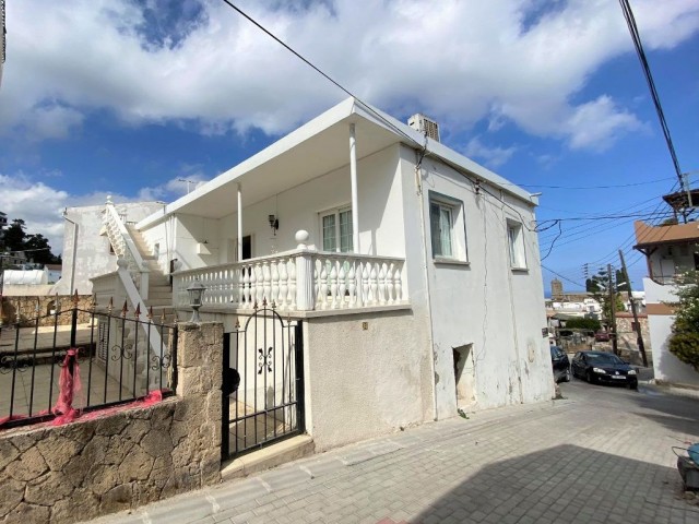 THE SOLE AUTHORITY !! 2-STOREY DETACHED HOUSE WITH A LARGE GARDEN IN BELLAPAIS, KYRENIA, CYPRUS ** 